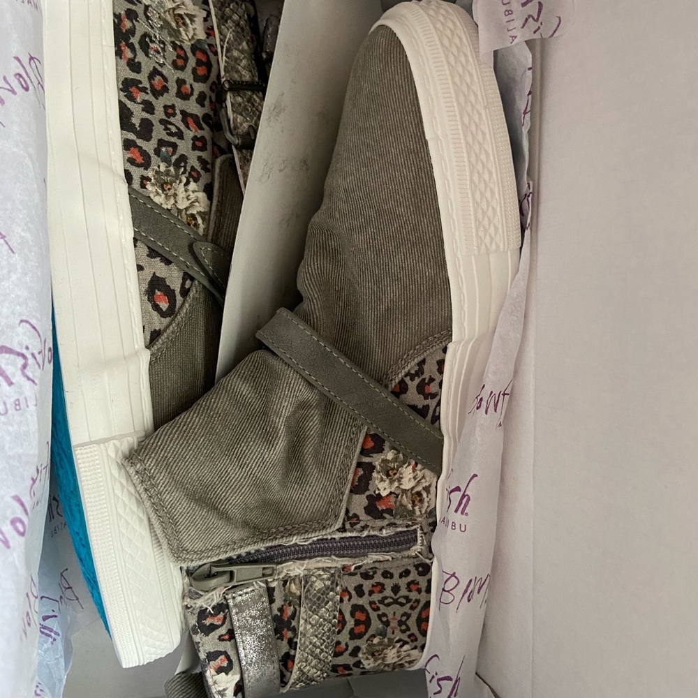 New in box, booties by Blow fish